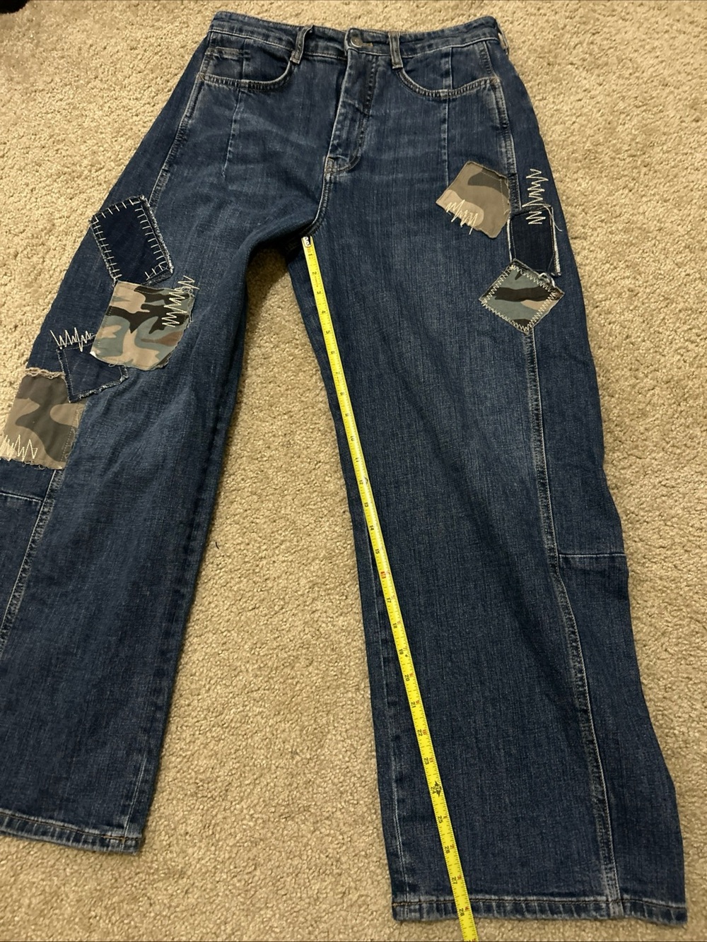 Anthropologie Pilcro Heritage Curve Barrel Jeans Camo Patchwork 27 T - Picture 3 of 11